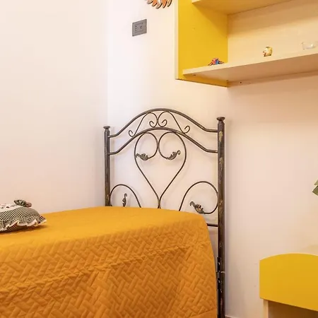 Stracca Con Ampio Spazio Esterno Villa